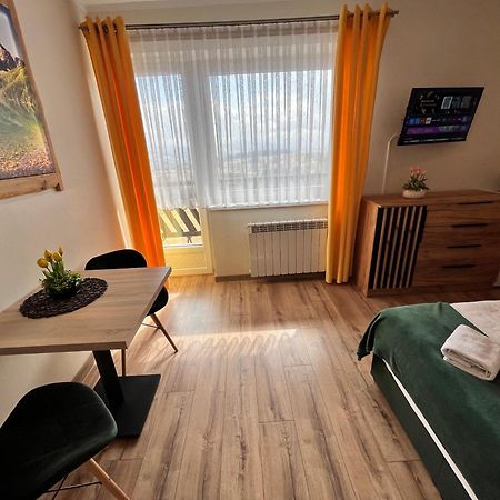 Widokowy Apartament - Pokoje Goscinne Banska Wyzna Exteriör bild