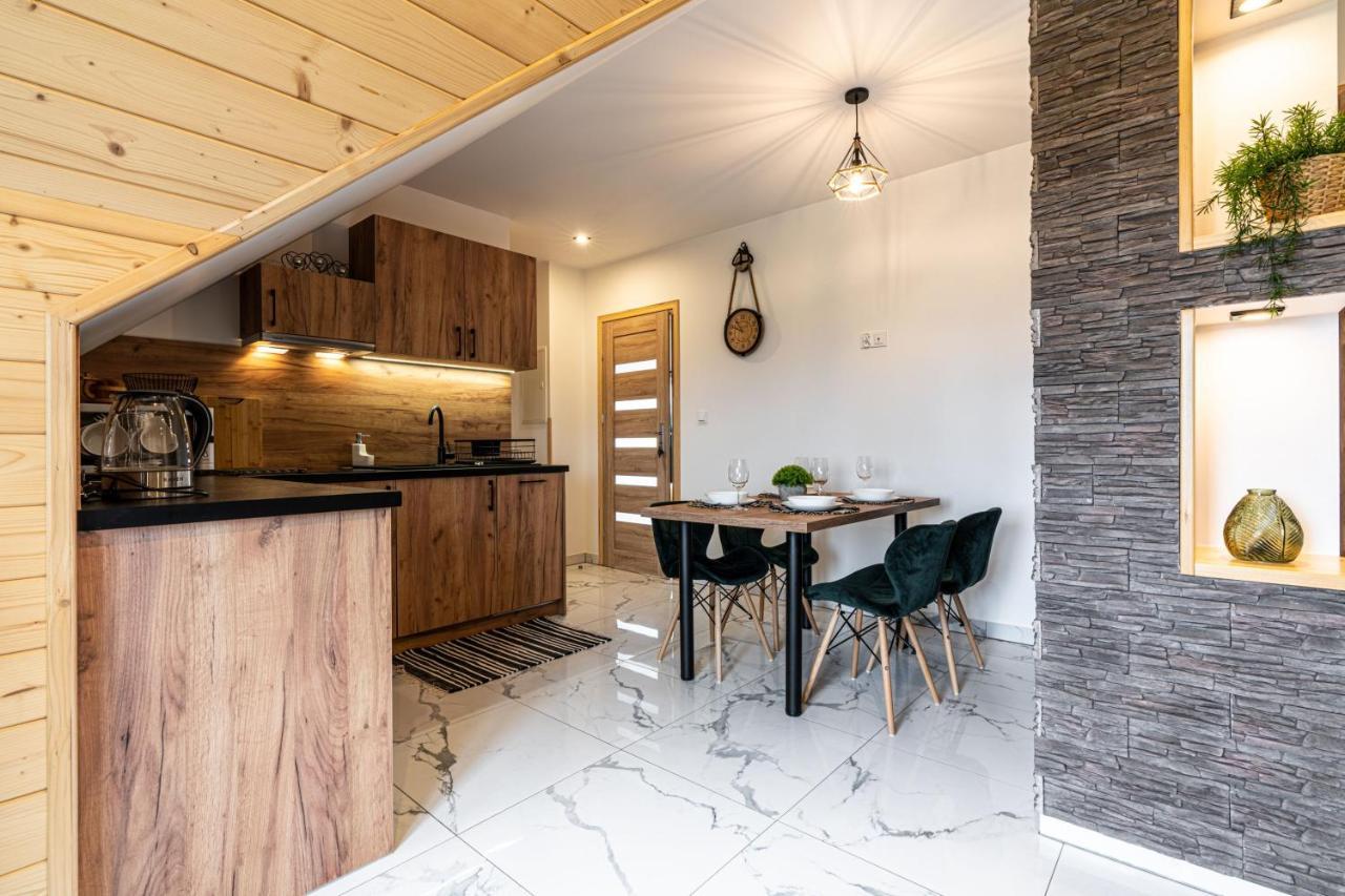 Widokowy Apartament - Pokoje Goscinne Banska Wyzna Exteriör bild