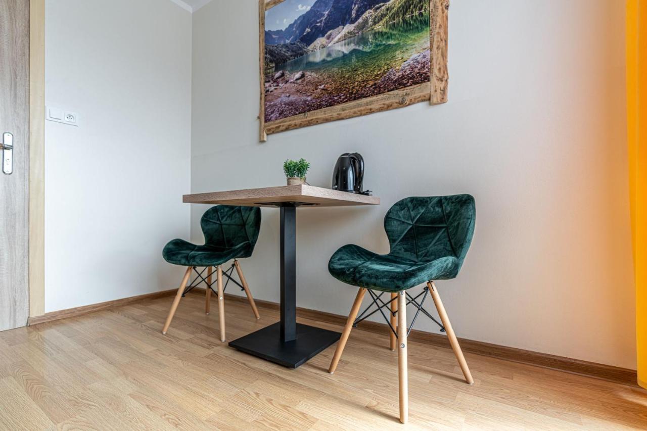 Widokowy Apartament - Pokoje Goscinne Banska Wyzna Exteriör bild