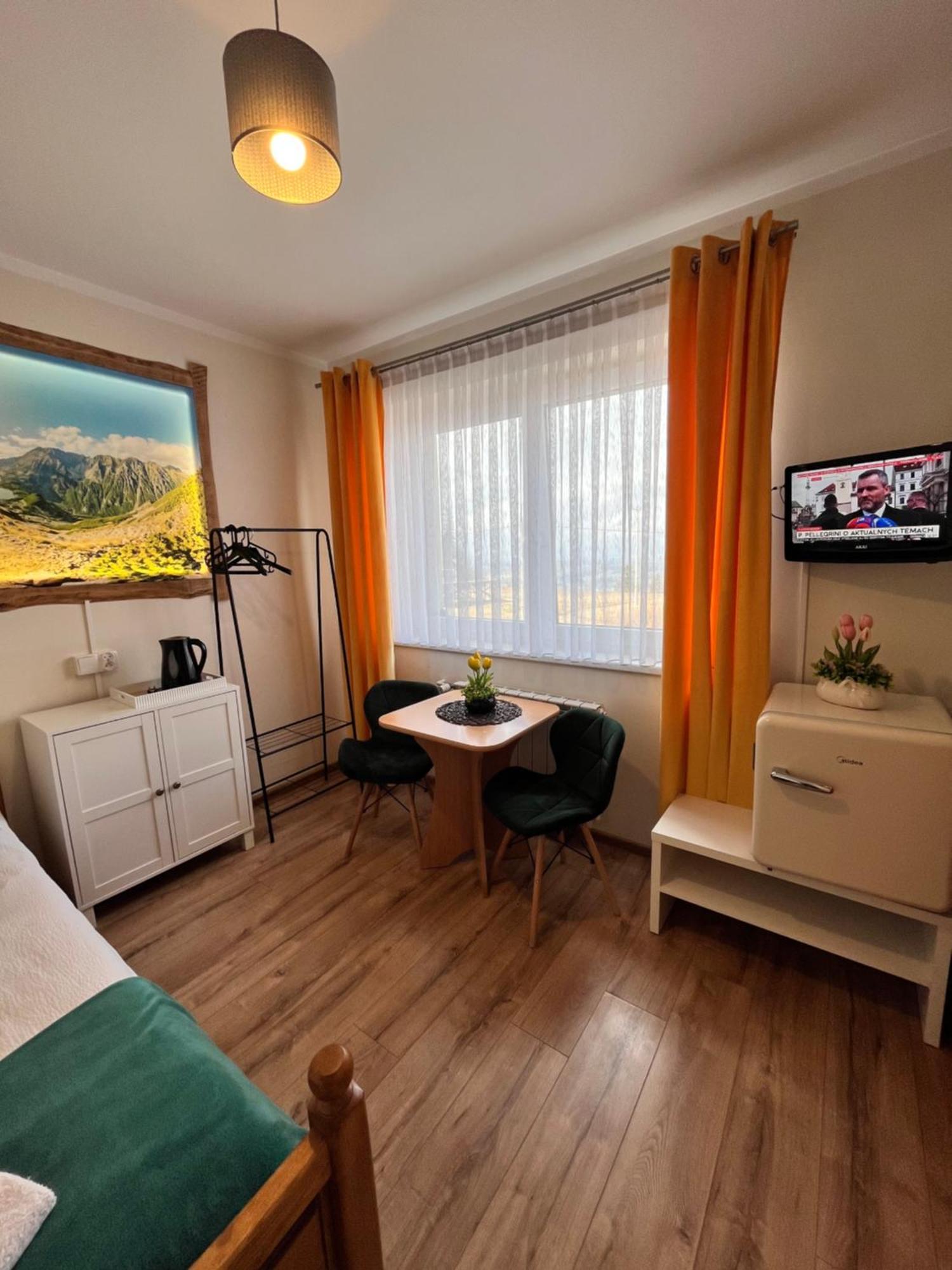 Widokowy Apartament - Pokoje Goscinne Banska Wyzna Exteriör bild