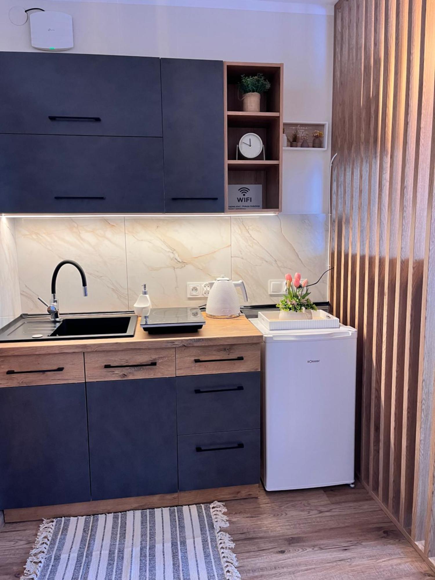 Widokowy Apartament - Pokoje Goscinne Banska Wyzna Exteriör bild