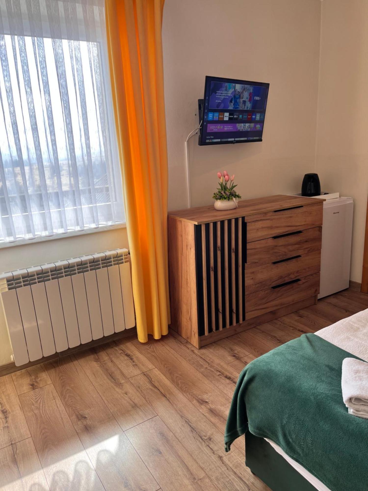 Widokowy Apartament - Pokoje Goscinne Banska Wyzna Exteriör bild